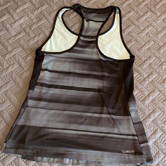 Adidas : Climalite Razorback WO Tank Top - XS - Picture 4 of 5
